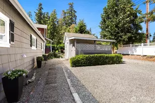 10671 NE West Kingston Rd, Kingston, WA 98346 - Photo 28