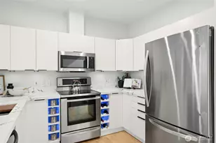 16329 118th Ln NE, Bothell, WA 98011 - Photo 10