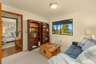 10793 NE Bill Point Dr, Bainbridge Island, WA 98110 - Photo 32