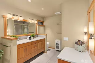 10793 NE Bill Point Dr, Bainbridge Island, WA 98110 - Photo 22
