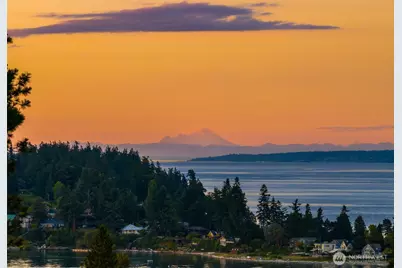 10793 NE Bill Point Drive, Bainbridge Island, WA 98110 - Photo 4