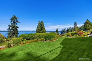 10793 NE Bill Point Dr, Bainbridge Island, WA 98110 - Photo 10