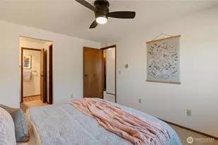 3350 Narrows View Ln NE, Bremerton, WA 98310 - Photo 18