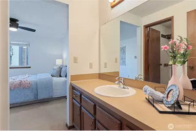 3350 Narrows View Lane NE #203, Bremerton, WA 98310 - Photo 16