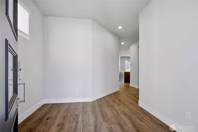 6302 206th Place SW, Lynnwood, WA 98036 - Photo 2