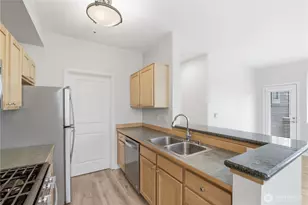 560 225th Ln NE, Sammamish, WA 98074 - Photo 14