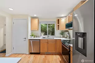 3506 108th Pl NE, Bellevue, WA 98004 - Photo 16