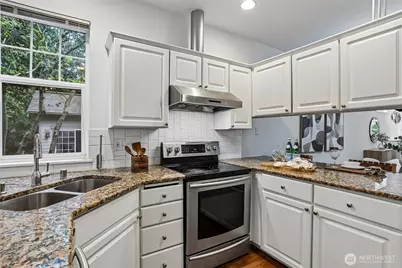 9834 NE 130th Place, Kirkland, WA 98034 - Photo 12