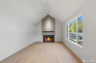 13905 121st Ave NE, Kirkland, WA 98034 - Photo 2