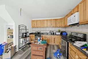 1025 Arnold Ave, Hoquiam, WA 98550 - Photo 6