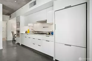 501 Roy St, Seattle, WA 98109 - Photo 10