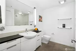 501 Roy St, Seattle, WA 98109 - Photo 18