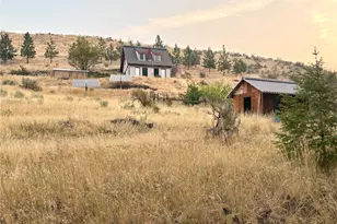 505 NW Road 20, Waterville, WA 98858 - Photo 1