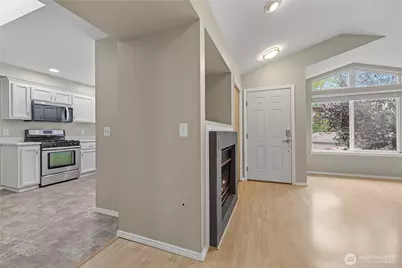 2210 Grade Road #2, Lake Stevens, WA 98258 - Photo 8