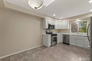 2210 Grade Rd, Lake Stevens, WA 98258 - Photo 10