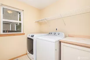 4311 NE 9th Pl, Renton, WA 98059 - Photo 16