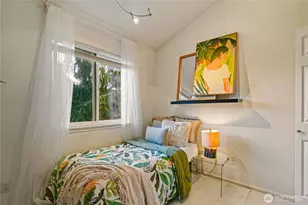 9406 Linden Ave N, Seattle, WA 98103 - Photo 22