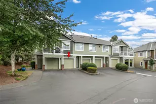 595 241st Ln SE, Sammamish, WA 98074 - Photo 2