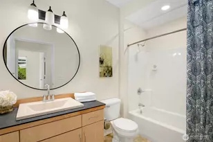 595 241st Ln SE, Sammamish, WA 98074 - Photo 22