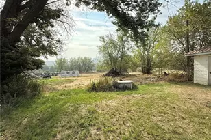 2276 Burton Ave, Okanogan, WA 98840 - Photo 8