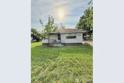 2276 Burton Avenue, Okanogan, WA 98840 - Photo 2