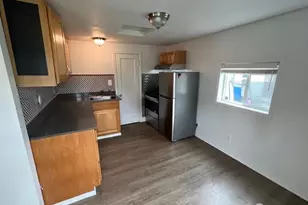 913 Charlotte Ave W, Bremerton, WA 98312 - Photo 8
