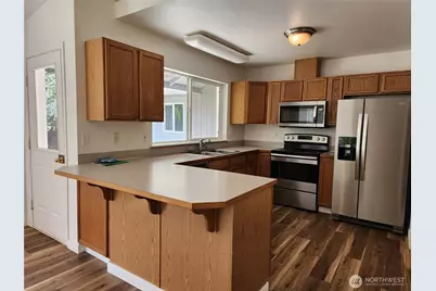 181 E Oakdale Street, Allyn, WA 98524 - Photo 6