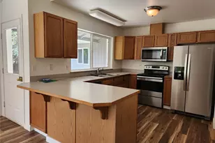 181 E Oakdale St, Allyn, WA 98524 - Photo 6