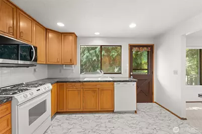21303 NE 151st Street, Woodinville, WA 98077 - Photo 10