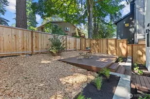 11349 23rd Ave NE, Seattle, WA 98125 - Photo 24