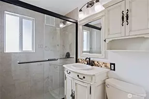 1523 1st St, Kirkland, WA 98033 - Photo 14