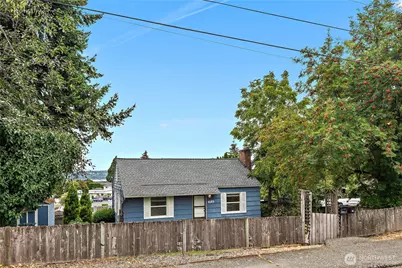 1523 1st Street, Kirkland, WA 98033 - Photo 1