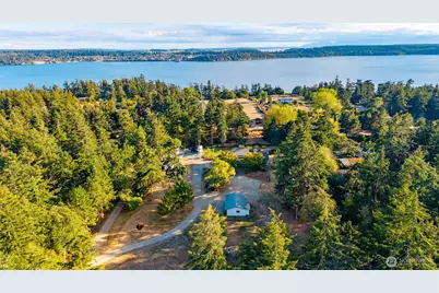 1407 Arnold Road, Oak Harbor, WA 98277 - Photo 2