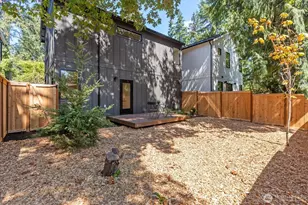 11341 B 23rd Ave NE, Seattle, WA 98125 - Photo 10