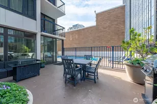 2100 3rd Ave, Seattle, WA 98121 - Photo 20
