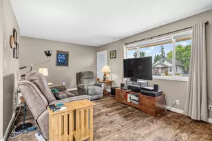 282 25th Ave, Longview, WA 98632 - Photo 4