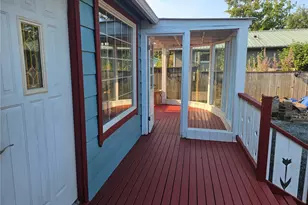 607 S H St, Port Angeles, WA 98363 - Photo 2