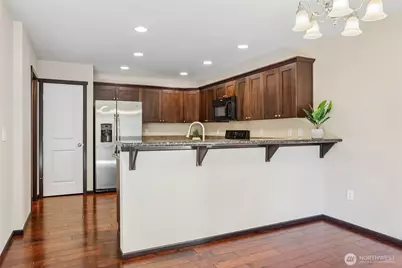 19627 1st Avenue SE, Bothell, WA 98012 - Photo 10