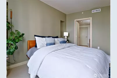 10610 NE 9th Place #605, Bellevue, WA 98004 - Photo 14