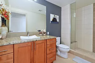 10610 NE 9th Pl, Bellevue, WA 98004 - Photo 18