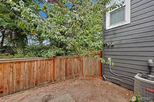 11605 NE 155th St, Kirkland, WA 98034 - Photo 34