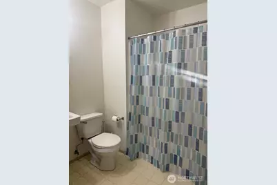 3208 Rockefeller Avenue #A, Everett, WA 98201 - Photo 6