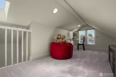 8846 Midvale Avenue N #B, Seattle, WA 98103 - Photo 16