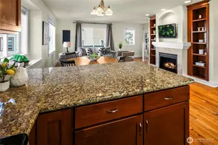 8846 Midvale Ave N, Seattle, WA 98103 - Photo 6