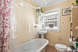 3730 Tacoma Ave S, Tacoma, WA 98418 - Photo 16
