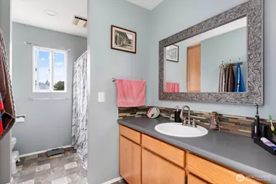 1270 SW 4th Avenue, Oak Harbor, WA 98277 - Photo 28