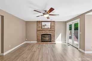 6816 58th St NE, Marysville, WA 98270 - Photo 4