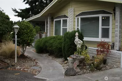 2500 S 370th Street #206, Federal Way, WA 98003 - Photo 2