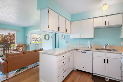 2005 Tibbetts Drive #201, Longview, WA 98632 - Photo 10