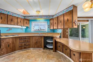 18005 Robinson Ln SW, Rochester, WA 98579 - Photo 12